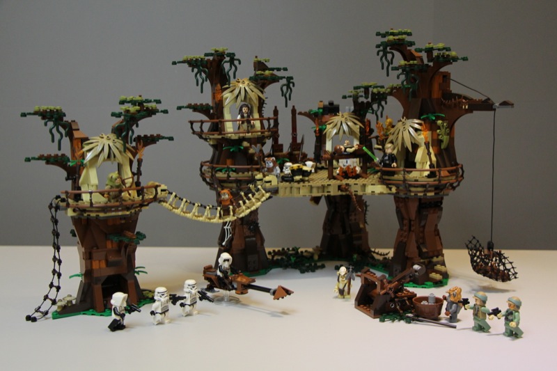 Lego ewok hot sale village 10236