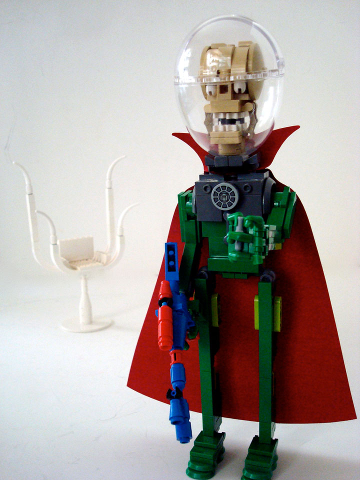 Lino M's Lego Mars Attacks Alien Ambassador