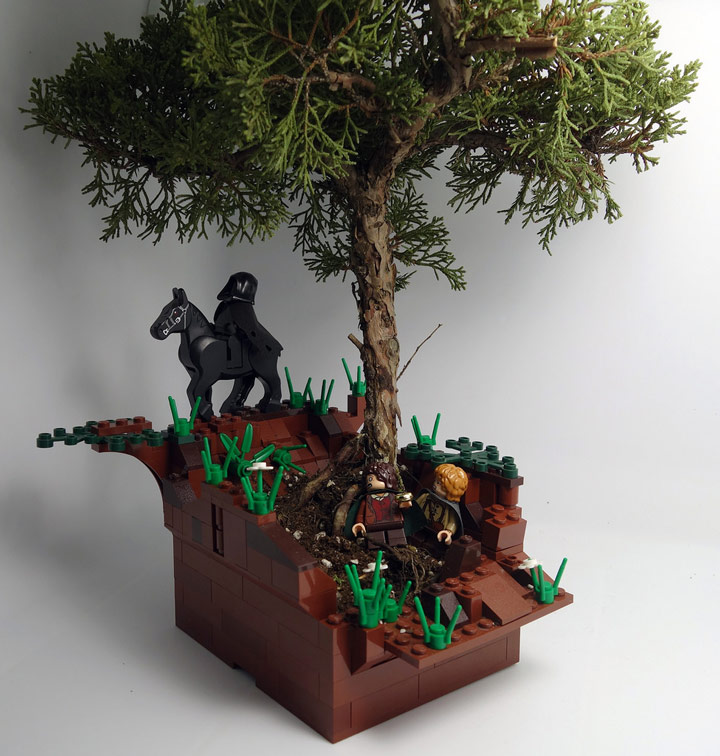 Jin Kai Soo's The Lord Of The Rings Lego Flower Pot