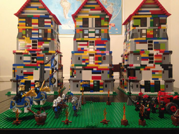 Brooklyn Nine Nine Lego, Behind The Scenes Three Towers