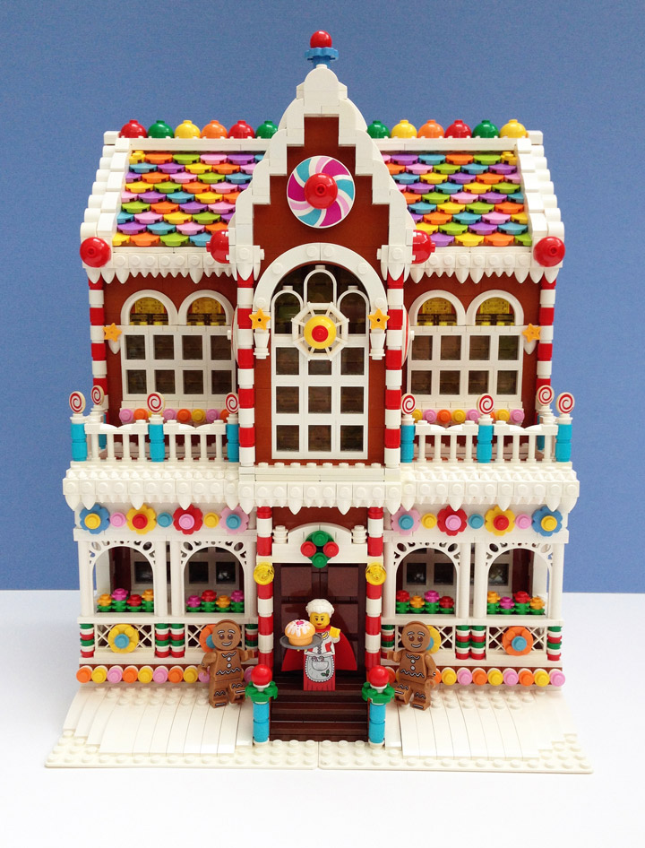 Parks and Wrecked Creations, Lego Gingerbread House, Modular Building