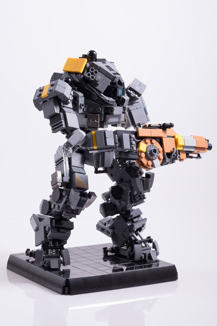 LEGO MOC Titanfall 2 Inspired Custom Titan by TnT-Workshop