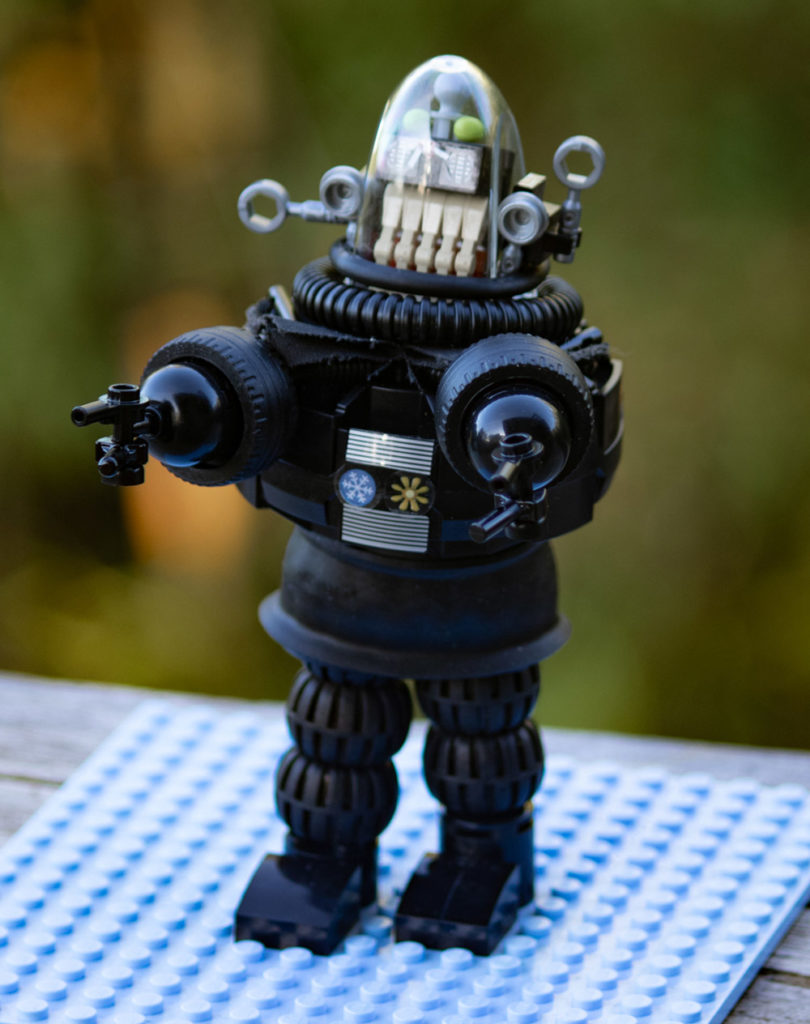 It's Robby The Robot - A Lego MOC