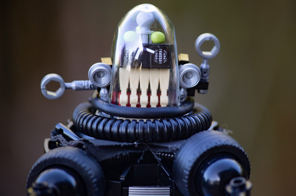 It's Robby The Robot - A Lego MOC from Forbidden Planet