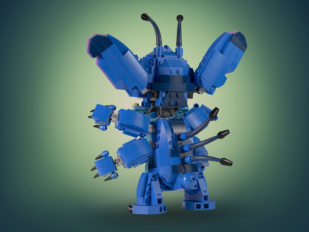 Lego Stitch, Now With More Arms! Updated Lego MOC. Back.